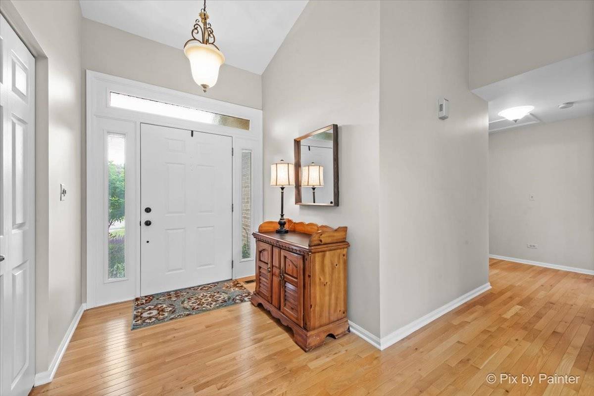 Cary, IL 60013,6 Ennis Court