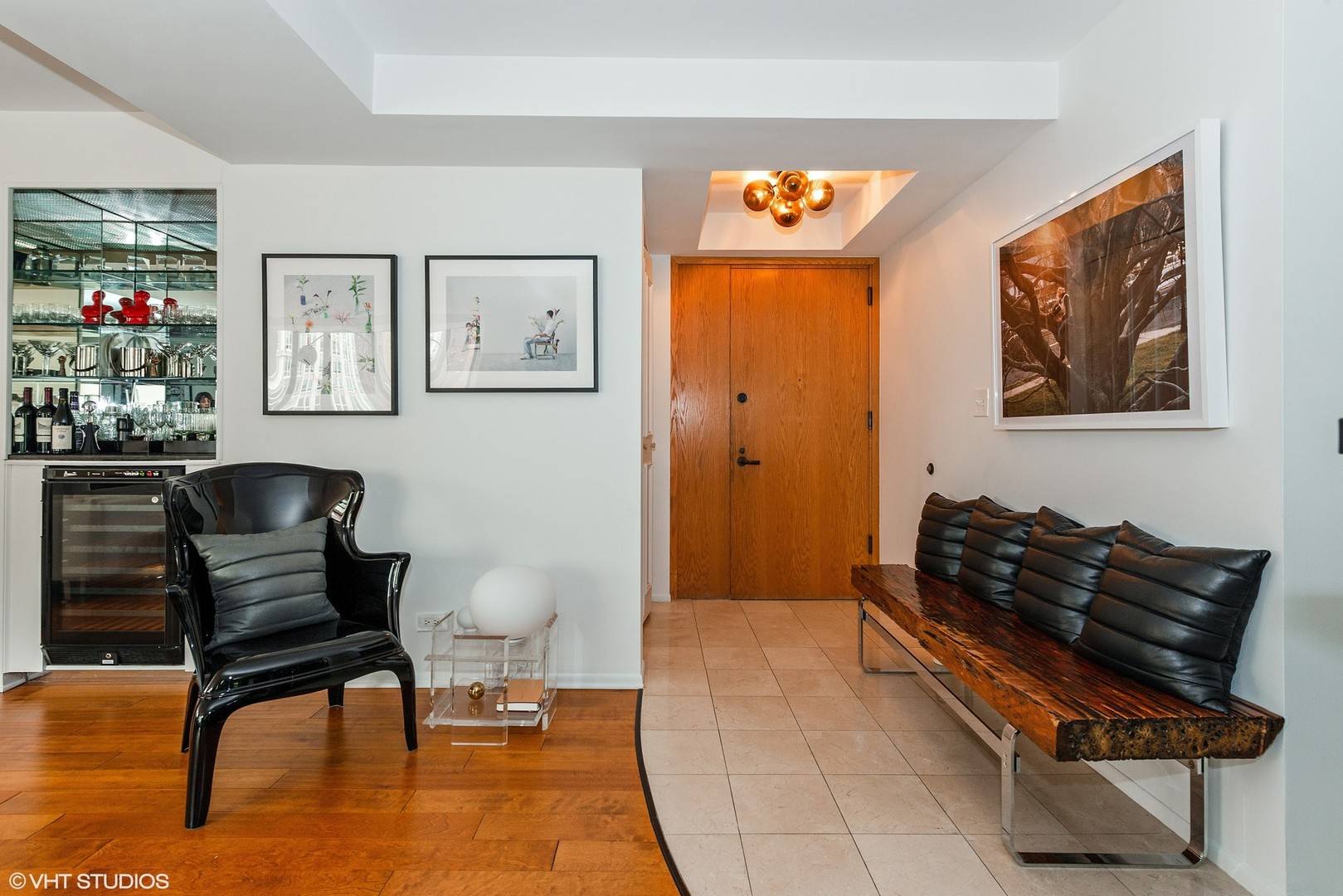 Chicago, IL 60611,40 E DELAWARE Place #1502