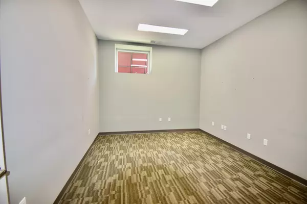 Normal, IL 61761,208 parkinson Street