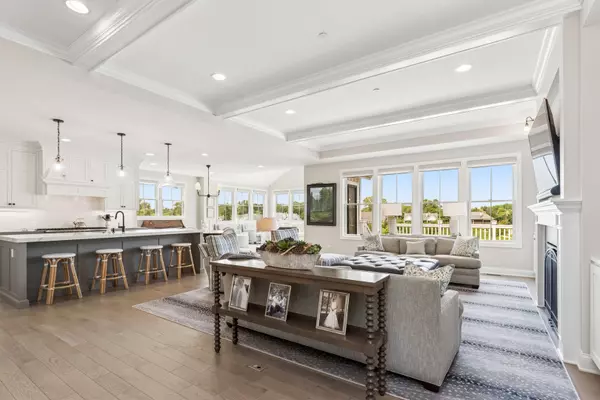 Lake Forest, IL 60045,50 S Orchard Circle