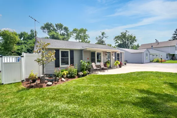 Montgomery, IL 60538,1216 Douglas Avenue