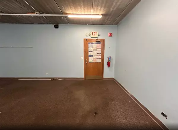 Bartlett, IL 60103,338 Main Street #338