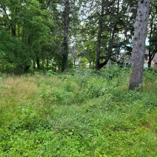 Wauconda, IL 60084,25570 W High Street