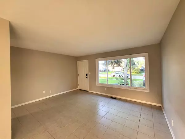 Streamwood, IL 60107,120 S Chestnut Drive