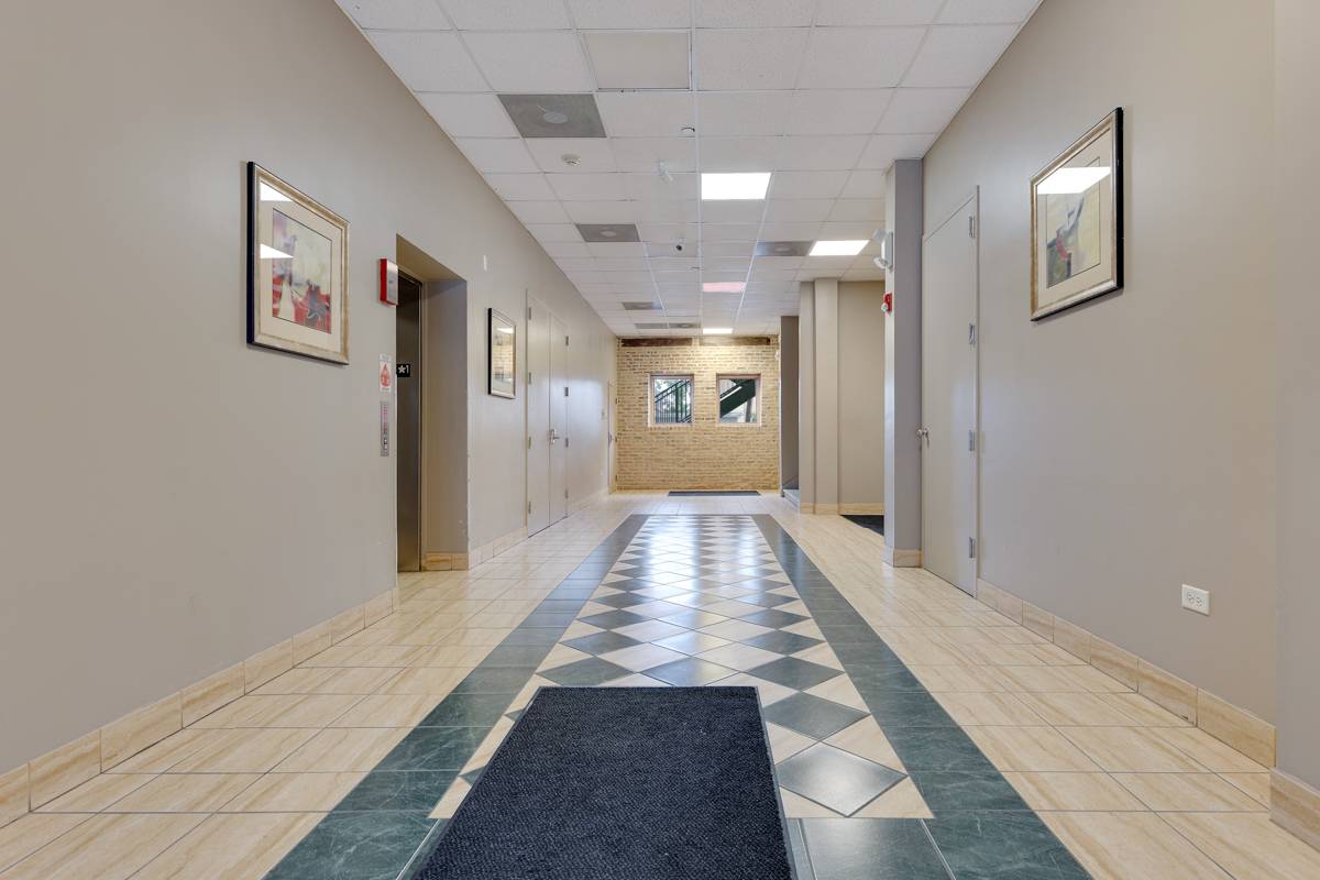 Forest Park, IL 60130,7509 Madison Street #B2