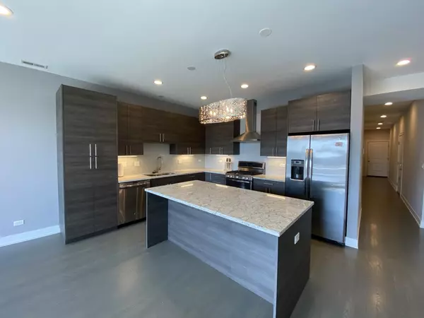Chicago, IL 60622,2054 W CHICAGO Avenue #3