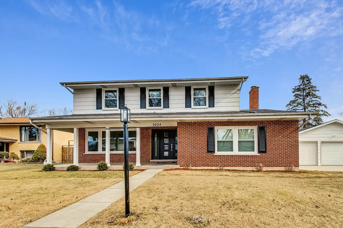 Mount Prospect, IL 60056,2024 E Wintergreen Avenue