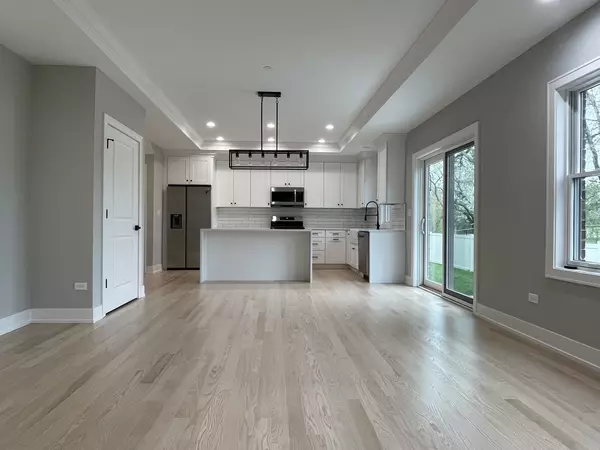 Itasca, IL 60143,411 W Pierce Road