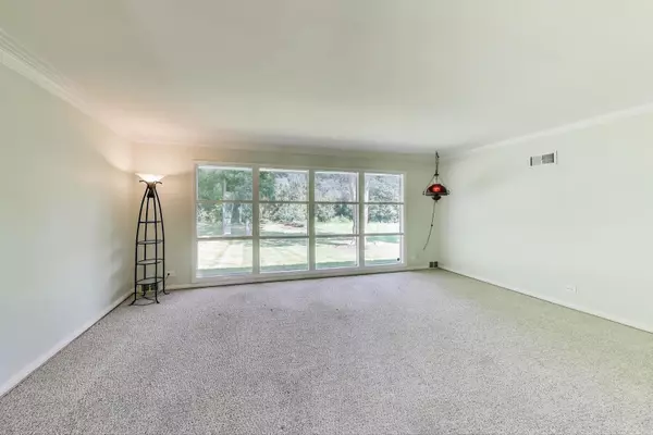 Oak Brook, IL 60523,3801 Madison Street