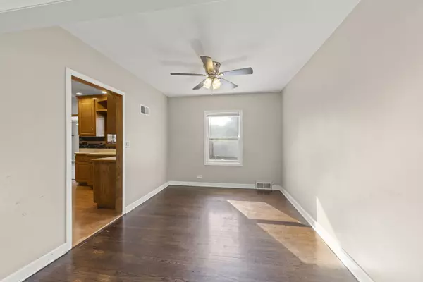 Villa Park, IL 60181,202 S Harvard Avenue