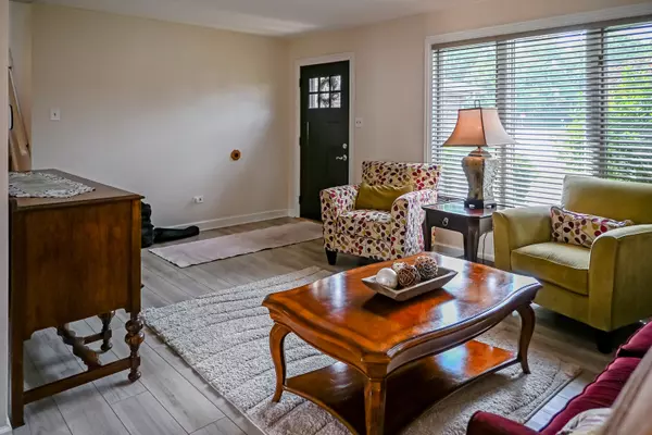 Midlothian, IL 60445,3931 151st Place