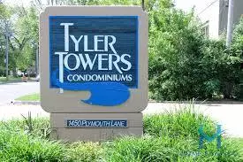 Elgin, IL 60123,1450 PLYMOUTH Lane #509
