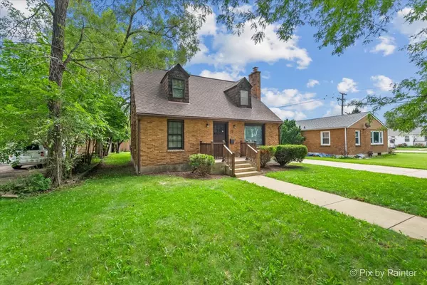 Elgin, IL 60123,29 S Weston Avenue