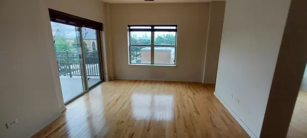 Chicago, IL 60608,1155 W ROOSEVELT Road #412