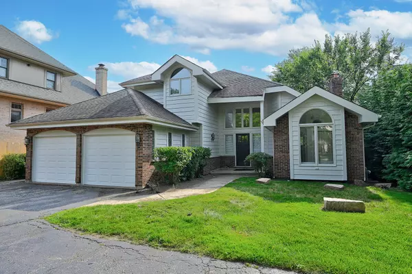 Hinsdale, IL 60521,5615 S Elm Street
