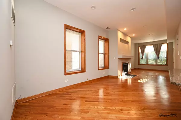 Chicago, IL 60622,1535 N Paulina Street #2