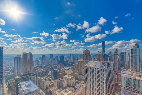 Chicago, IL 60611,401 N WABASH Avenue #40C