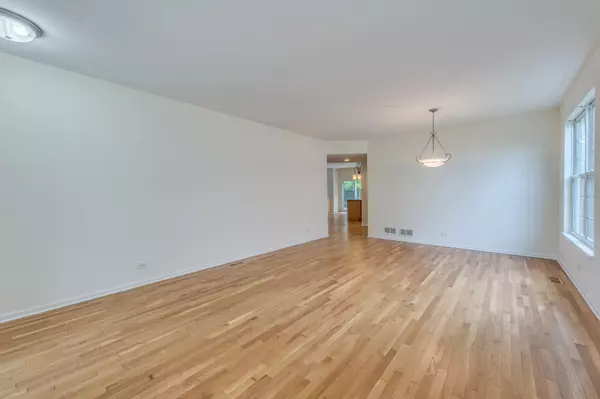 Bartlett, IL 60103,171 Silbury Drive