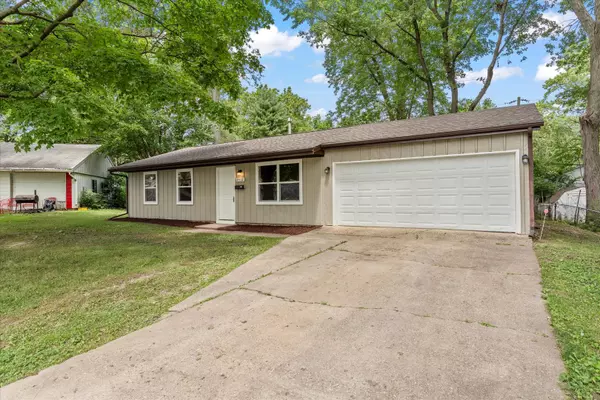 Urbana, IL 61802,2412 E Green Street