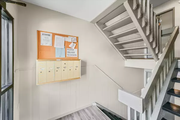 Champaign, IL 61820,2111 MELROSE Drive #2111A