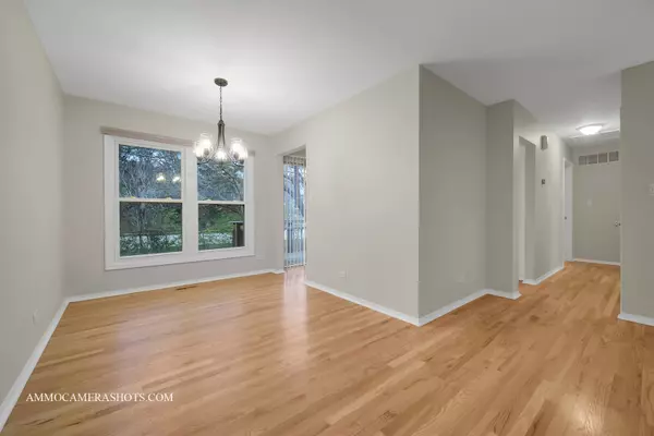 Naperville, IL 60563,1105 Greensfield Drive