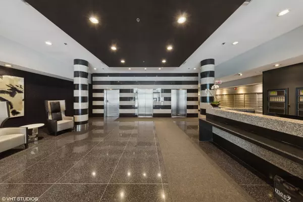 Chicago, IL 60606,130 S CANAL Street #701