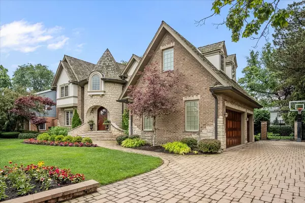 Glenview, IL 60025,1329 Glenwood Avenue