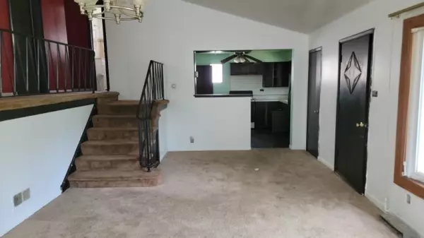 Hazel Crest, IL 60429,2903 172nd W Street