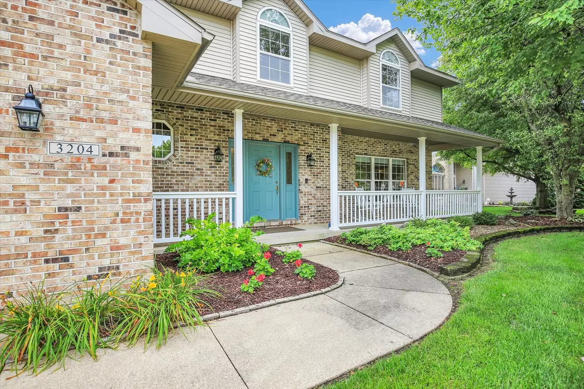 Champaign, IL 61822,3204 Cypress Creek Road