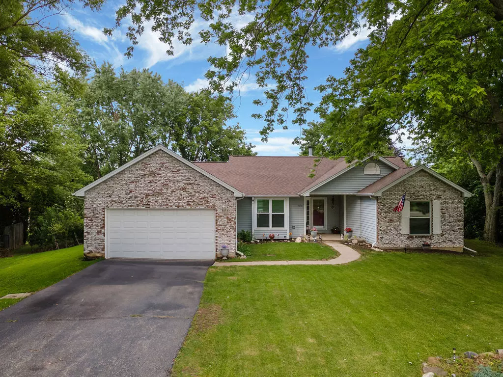 Mchenry, IL 60050,1110 S Green Street