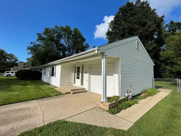 Champaign, IL 61821,808 S Victor S Street
