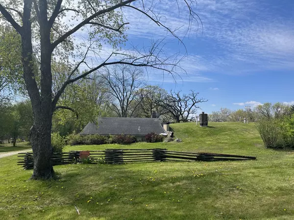 Huntley, IL 60142,6519 ROWLAND Road