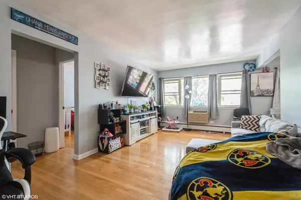 Chicago, IL 60630,4757 N Keeler Avenue #302