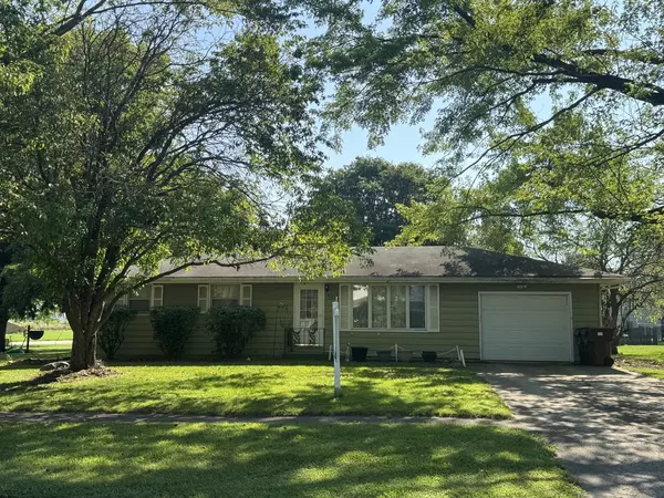 Herscher, IL 60941,478 N Bossert Street