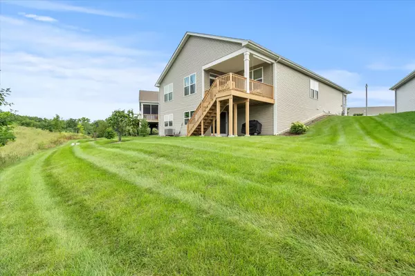 North Aurora, IL 60542,276 Durham Street
