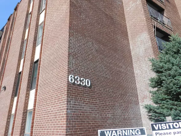 Morton Grove, IL 60053,6330 N LINCOLN Avenue #2A