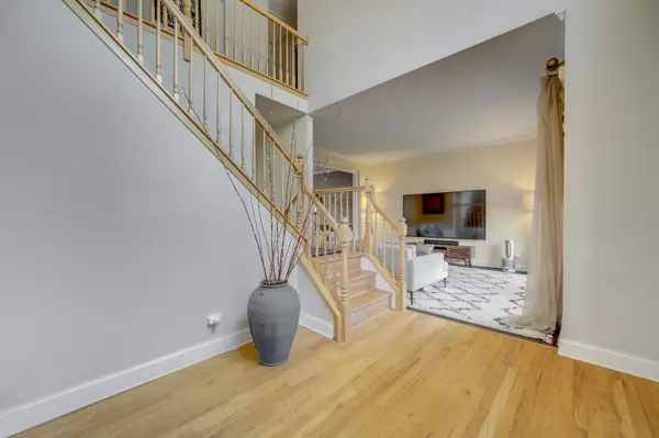 Aurora, IL 60504,1218 Birchdale Lane