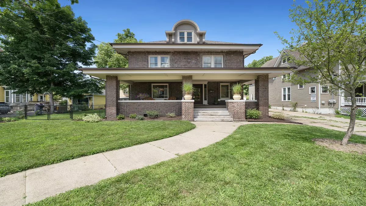 Rockford, IL 61104,512 College Avenue