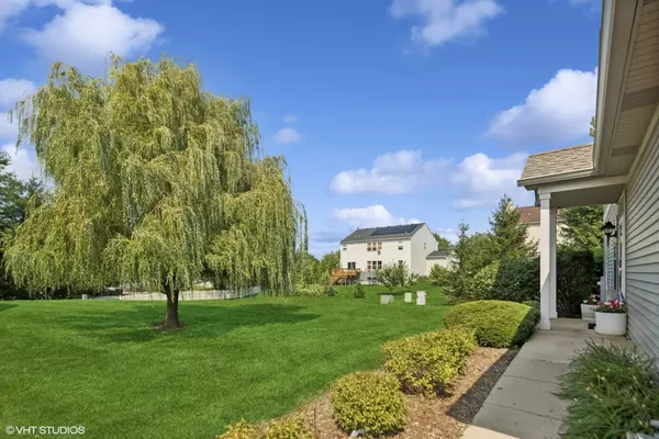 Aurora, IL 60503,1648 Fredericksburg Lane
