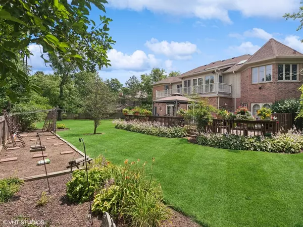 Glenview, IL 60026,2509 Astor Court