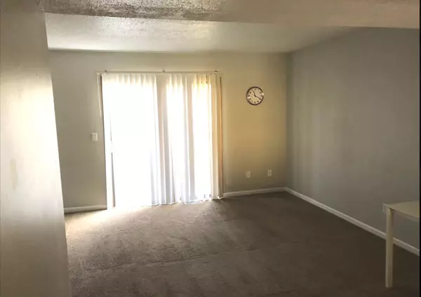 Normal, IL 61761,700 N Adelaide N Street #69