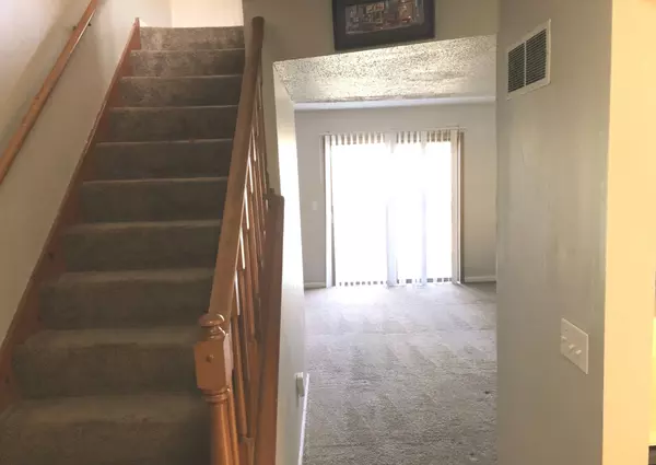 Normal, IL 61761,700 N Adelaide N Street #69