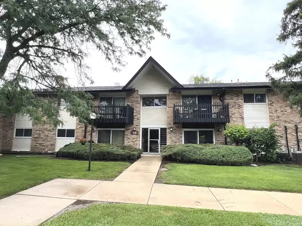 Willowbrook, IL 60527,5B Kingery Quarter #107