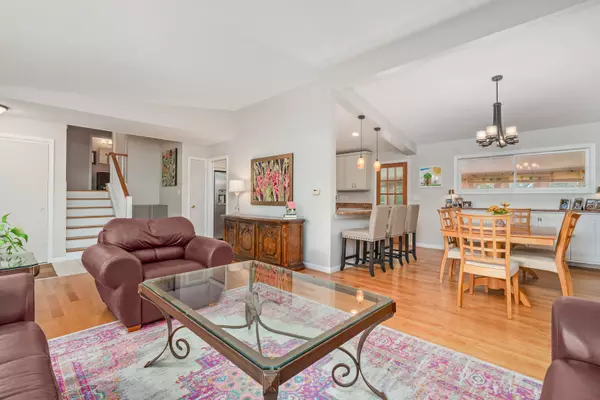 Highland Park, IL 60035,1802 Winthrop Road