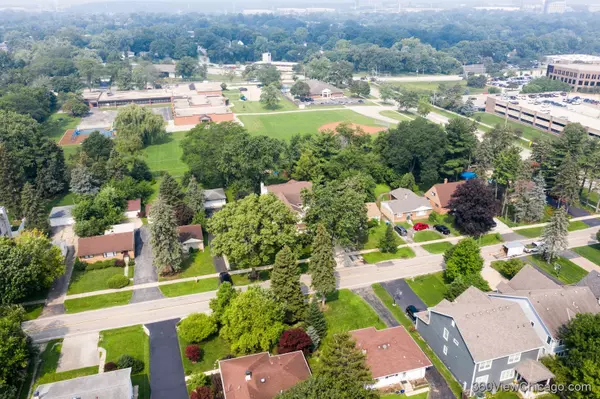 Downers Grove, IL 60515,3928 Washington Street