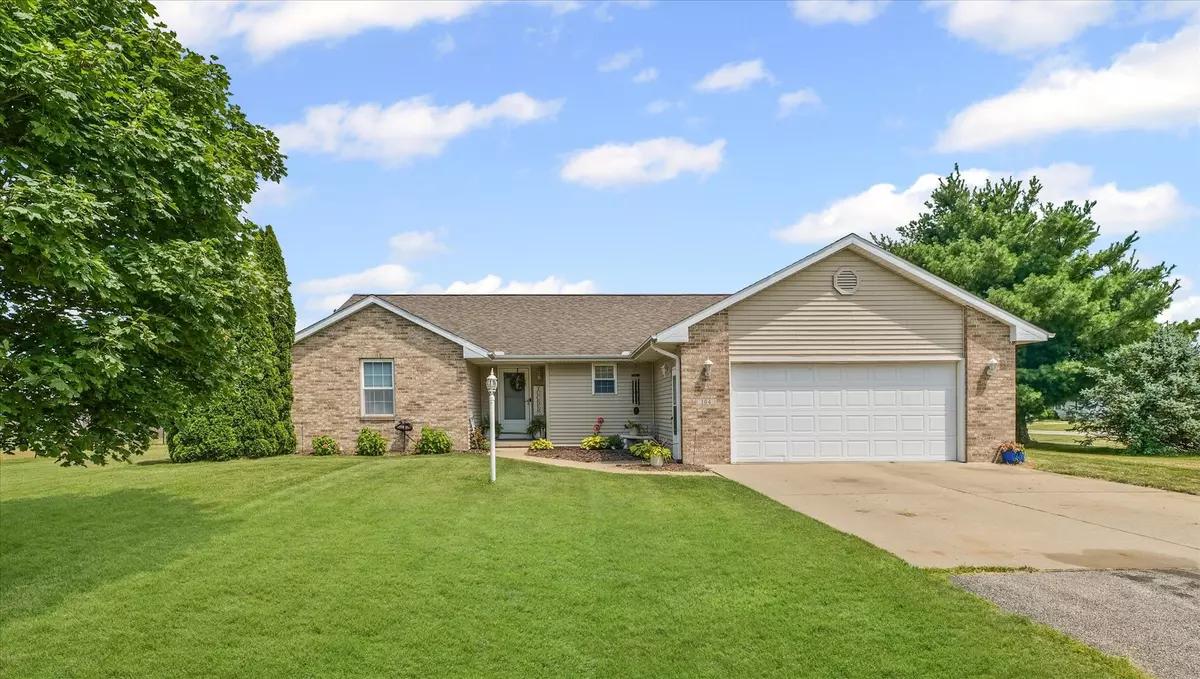 Sidney, IL 61877,104 Wilsey Lane