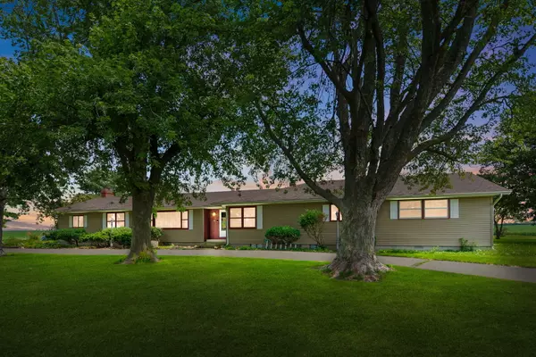 9994 N 3300 East Road, Chatsworth, IL 60921