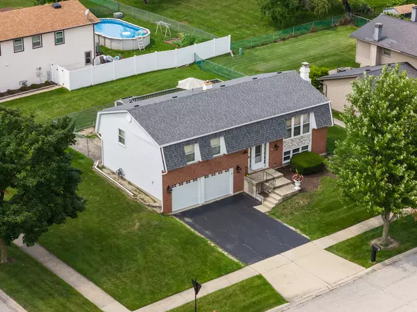 Elk Grove Village, IL 60007,1415 Worden Way