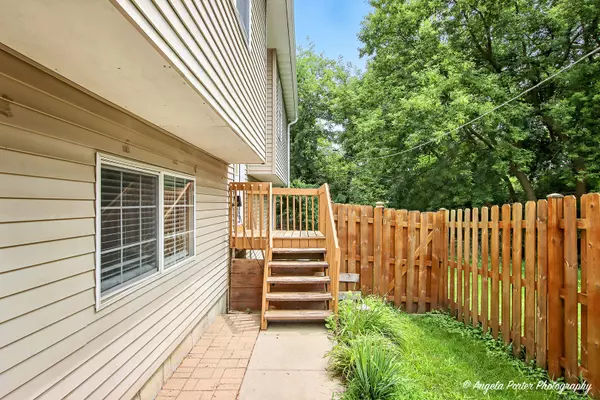 Round Lake Beach, IL 60073,1609 Kenmore Avenue