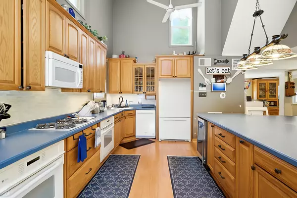 Bensenville, IL 60106,237 S Church Road